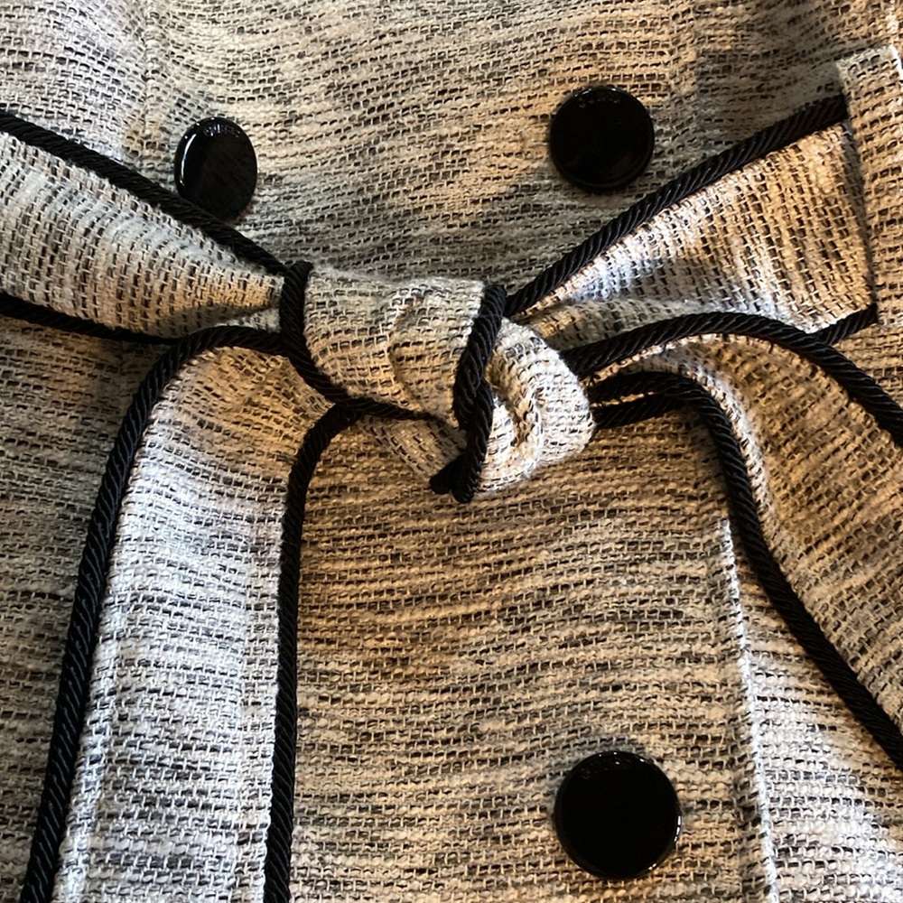 GUESS Double Breasted Trench Coat with removable belt - Picture 7 of 10